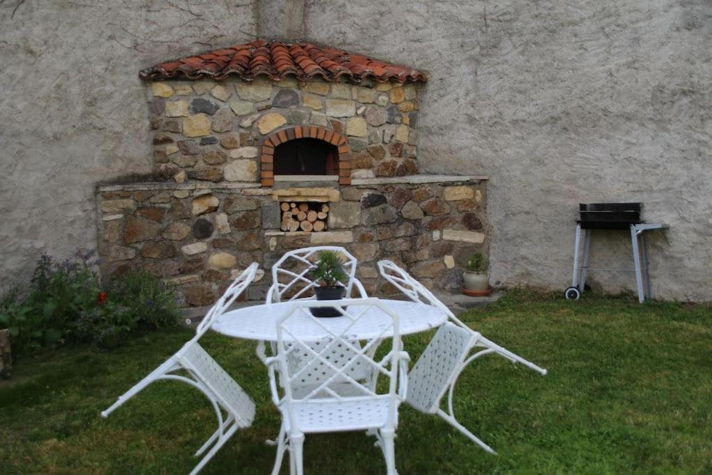 Ideal Voyageurs & Travailleurs Cherchant Du Calme Manglieu Eksteriør bilde